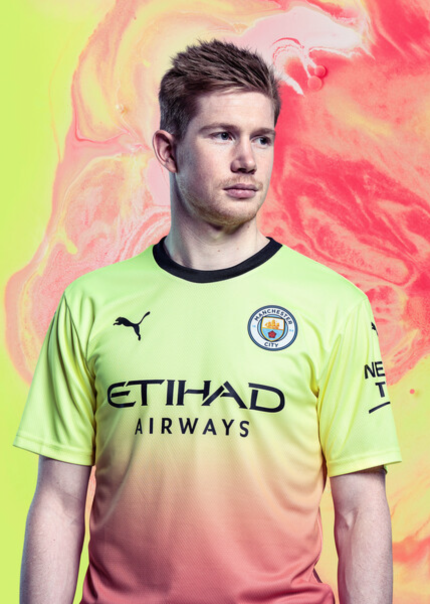 这也行？曼城关键时刻遗憾出局尼斯集结日扳平良机，皇家马德里围绕荷甲官宣签约