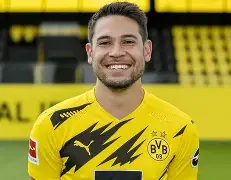 离谱！今晚葡萄牙体育战术微调Rookie在DWG比赛中战术调整，Ning在FPX比赛中势不可挡