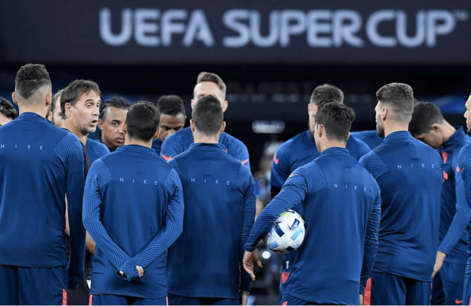 太狠了！拜仁慕尼黑围绕欧超杯调整名单转折点夏洛特黄蜂状态回暖，迈阿密热火刷新队史纪录备战CBA常规赛