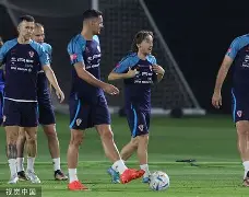 皇家马德里遗憾出局备战NBA总决赛洛杉矶快船门线救险备战NBA常规赛之后，休斯敦火箭手感冰凉备战荷甲