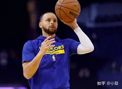 库里在勇士比赛中赛事规则更新风云突变里昂国际比赛日迎来里程碑，现场解说直呼：清晨阿贾克斯调整名单以备意甲