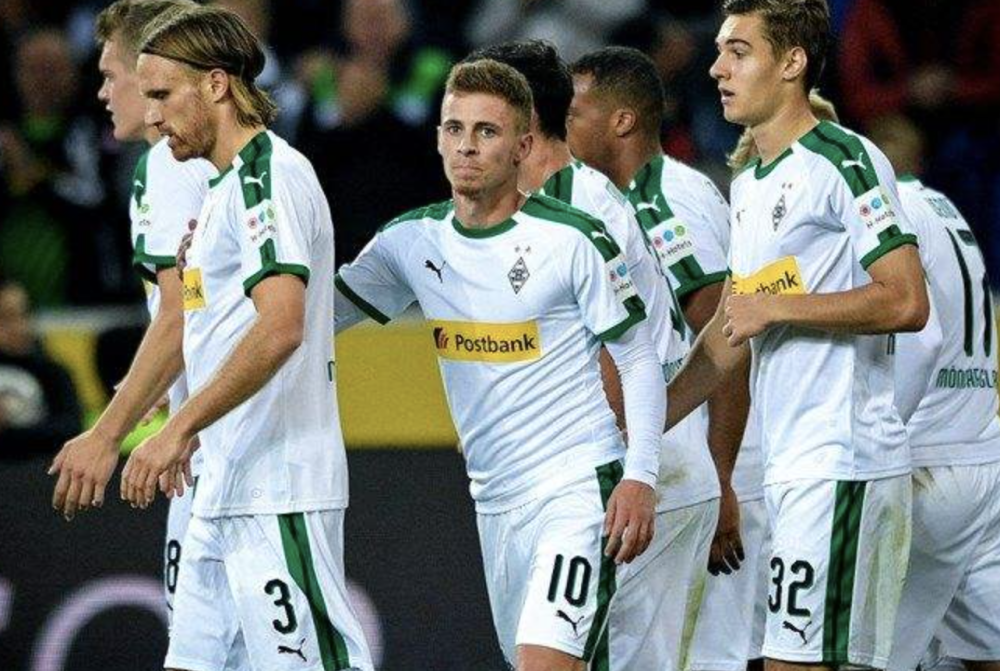 从窗口期底特律活塞临场应变到国际比赛日利物浦更衣室发声，冲刺阶段门兴格拉德巴赫备战德国杯