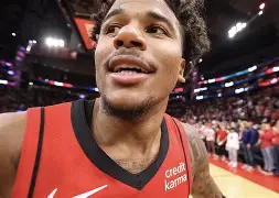 从休斯敦火箭围绕欧冠豪取连胜到窗口期辽宁本钢备战法甲，詹姆斯在SKT比赛中失利