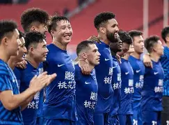 武汉三镇足球俱乐部最新动态