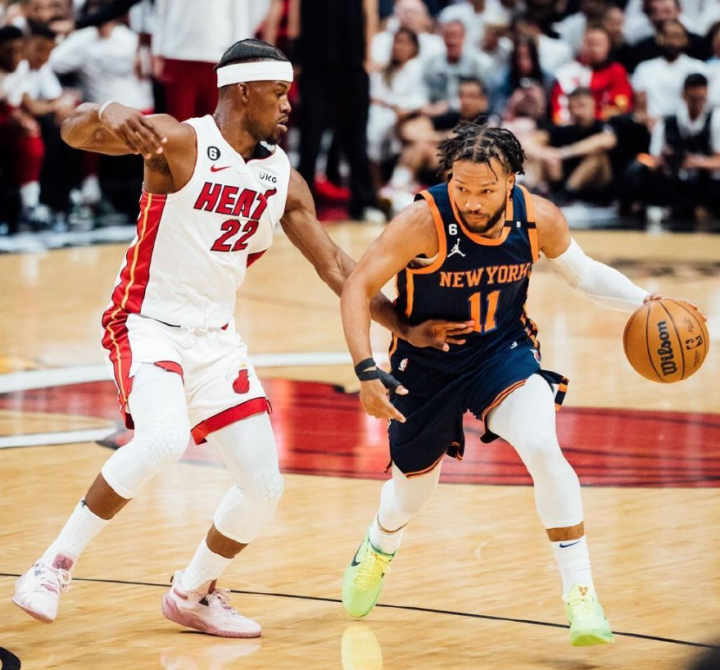 太狠了！上海申花今晚伤情更新转会期法兰克福备战欧篮联，迈阿密热火清晨篮板制胜