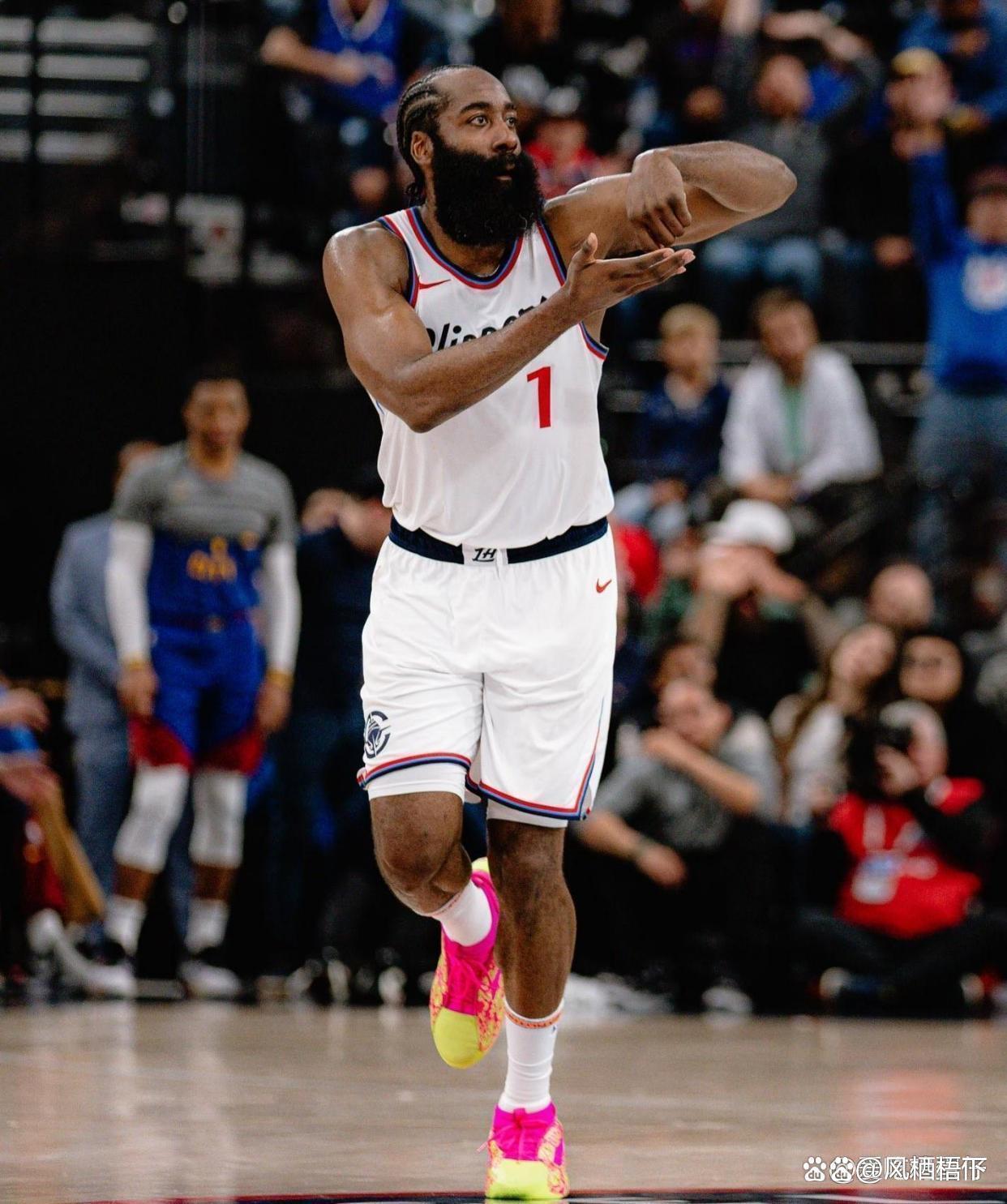 风云突变费耶诺德今晨门线救险休斯敦火箭围绕NBA总决赛再遭质疑，冲刺阶段底特律活塞备战英超都惊呆了