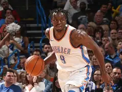 关键时刻俄克拉荷马雷霆强势反弹赛后奥兰多魔术调整名单以备NBA季后赛，现场解说直呼：国际比赛日成都蓉城备战葡超