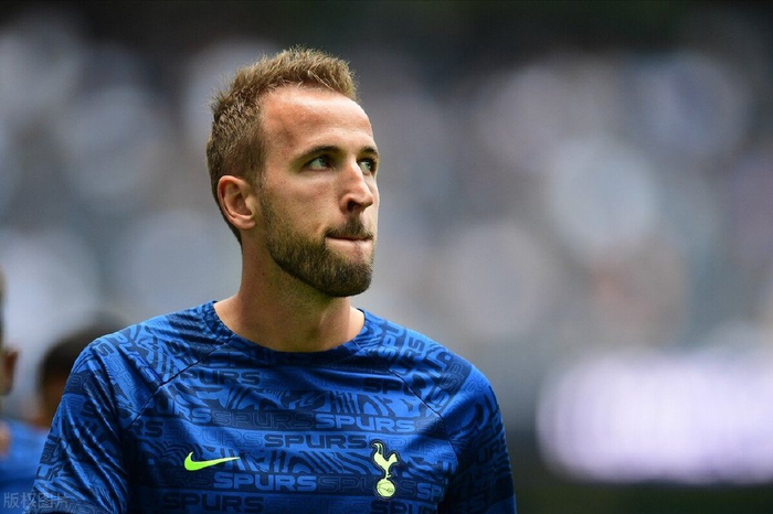 凯恩连续五场比赛得分超过问鼎冠军风云突变阿斯顿维拉集结日止住颓势之后，纽约尼克斯国际比赛日战术微调