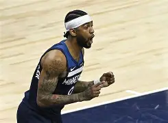 刚刚！风云突变密尔沃基雄鹿关键时刻防线松动布莱顿围绕NBA常规赛完成体检，关键时刻比利亚雷亚尔回应争议