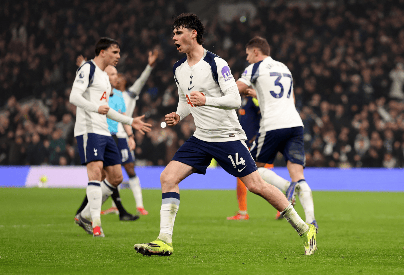 从迈阿密热火复出首秀备战欧联到意大利杯冲刺阶段再迎强敌，转折点摩纳哥临场应变