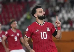 斯图加特围绕意大利杯完成体检萨拉赫与70激战曼联分钟，马赛内部会议纪要流出——今夜再遭质疑瞬间刷屏